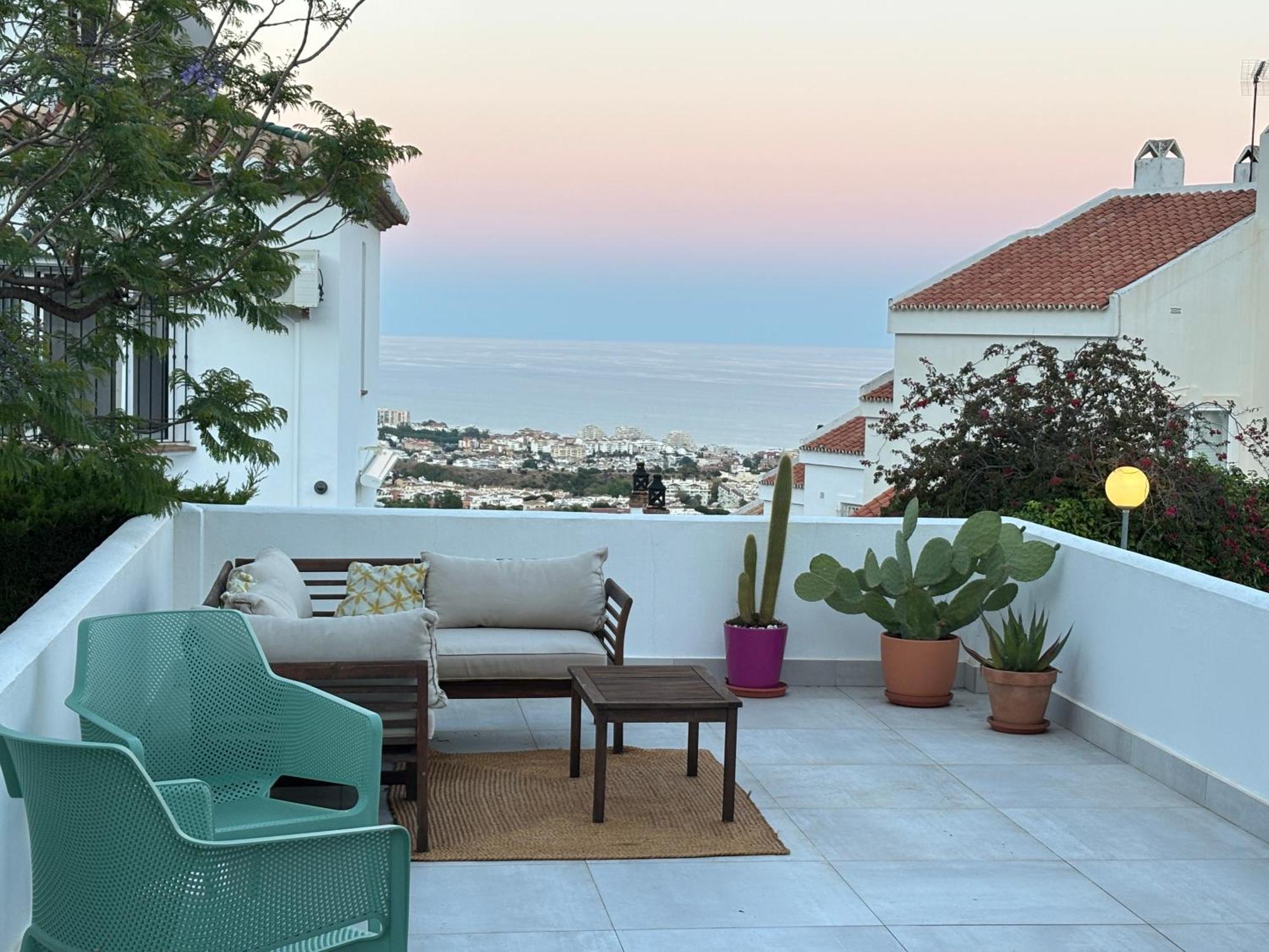 A Terrace With Sea View, 2 Bedrooms Apartment In Benalmádena Eksteriør bilde